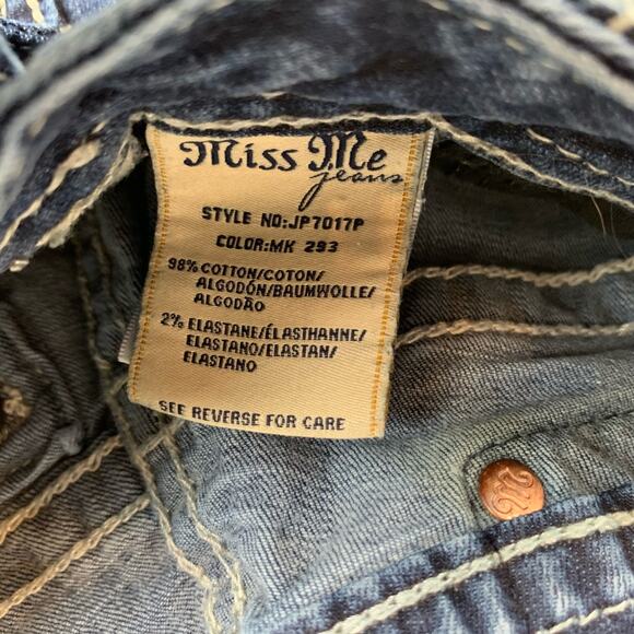 Miss Me Cuffed Capri Jeans Embroidered Sequins 25 - Picture 12 of 12